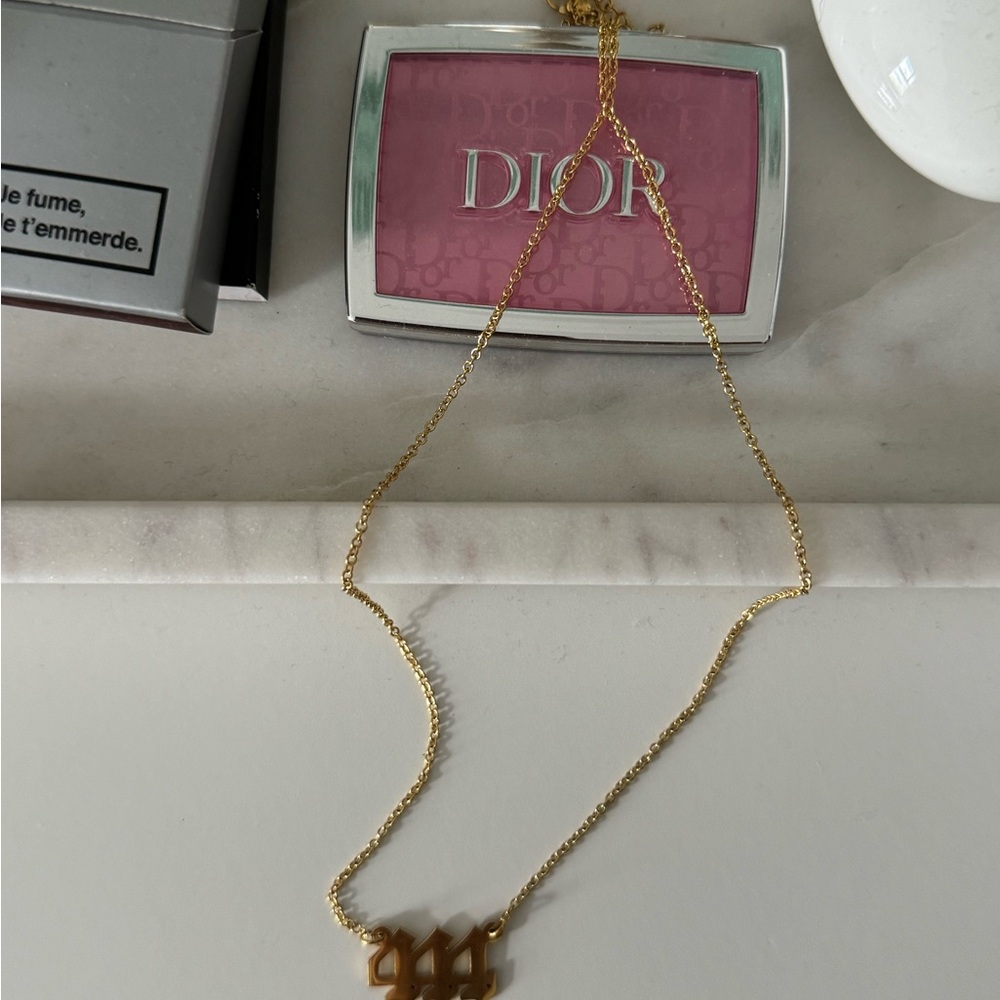 Free gift with purchase (today only)